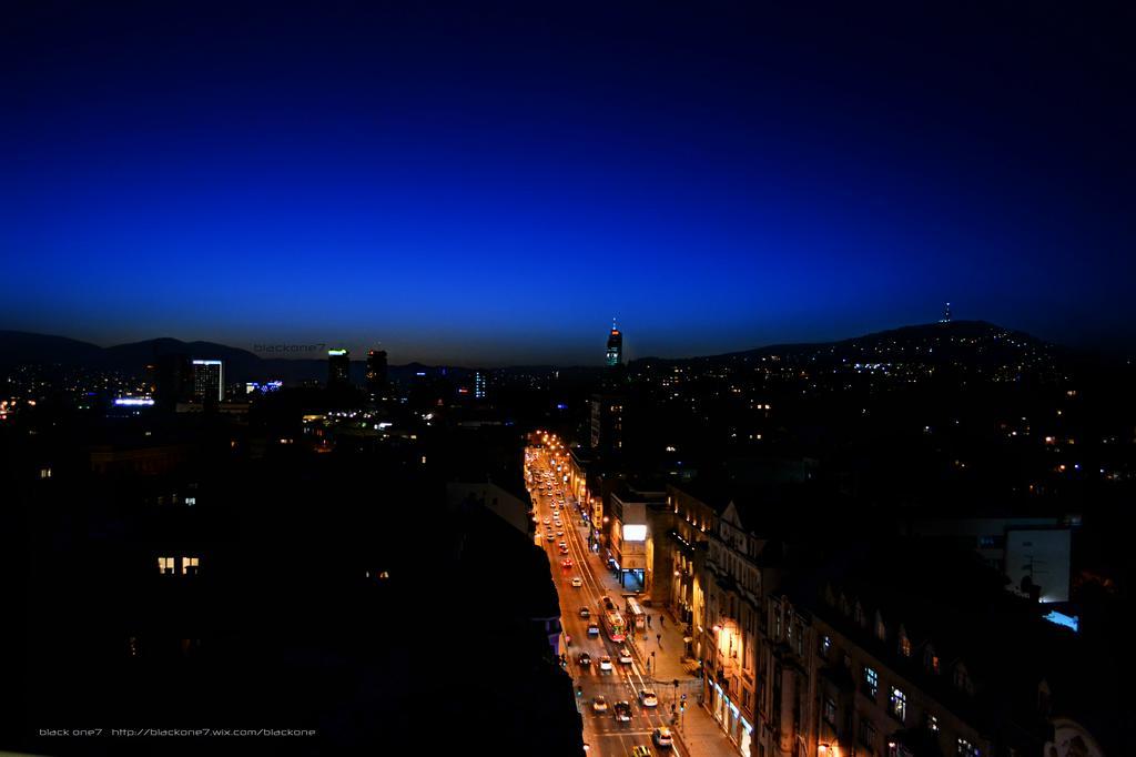 Apartments Center Sarajevo Buitenkant foto